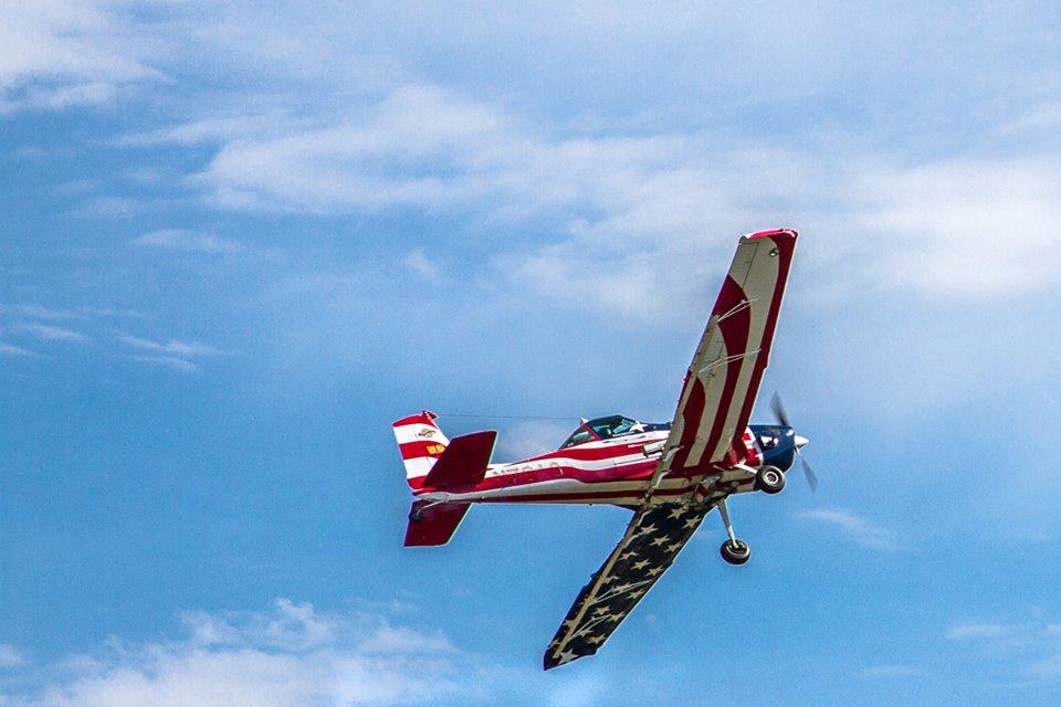 Mem Day plane