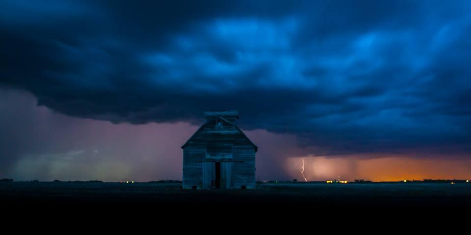 ElmwoodNebraskaBarnStorm