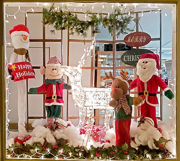 ChristmasWindow BitsPieces 2018