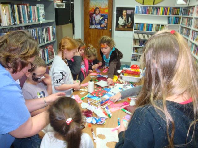 EE Lib_1_crafts