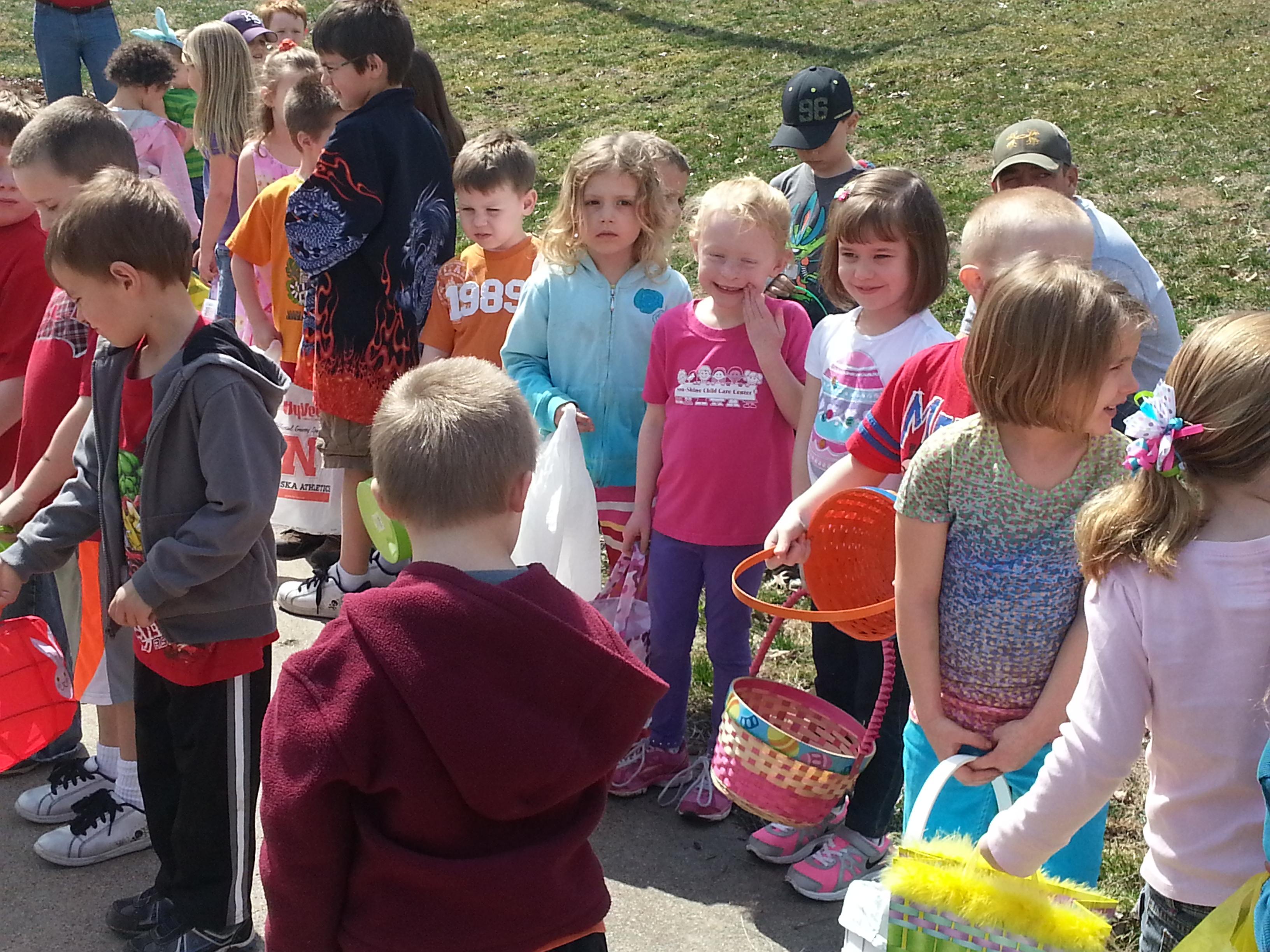 Easter kid_crowd